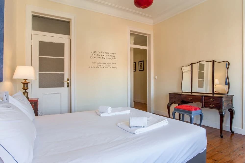 ALTIDO Fantastic 3BR Apt w/ City Views & Workspace in Principe Real - photo 6