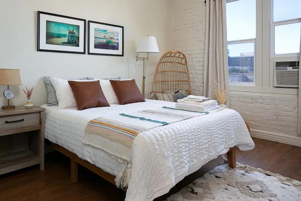 Beautiful Studio Near Hollywood! Sleeps 2! - photo 5