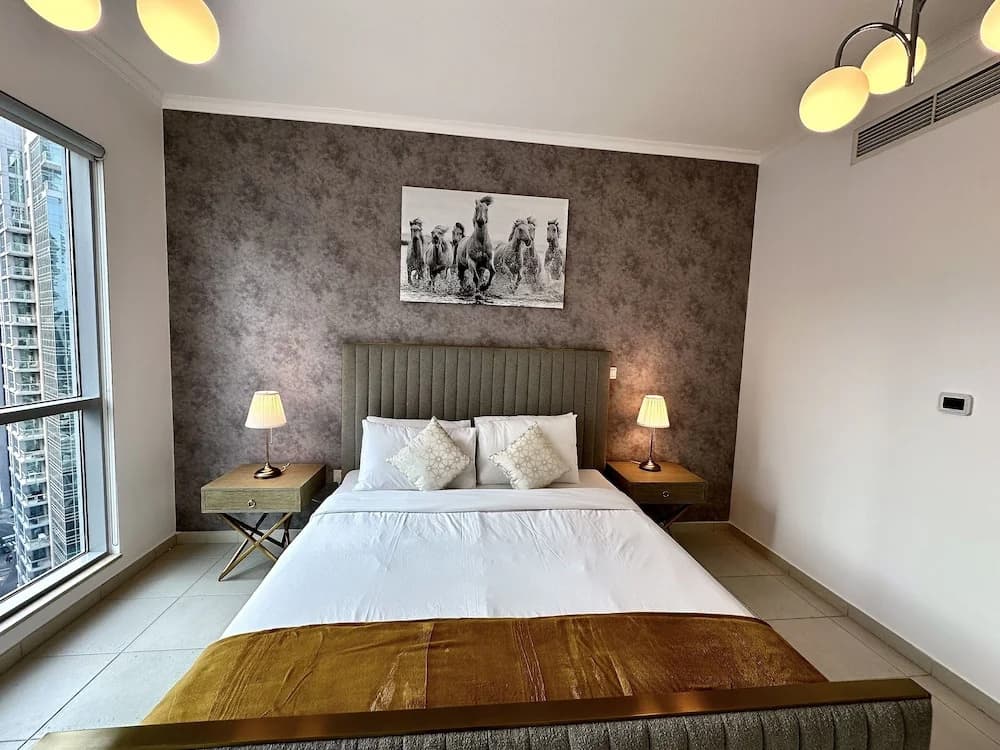 Lux BnB I The Residences I Sky Line Views - photo 2