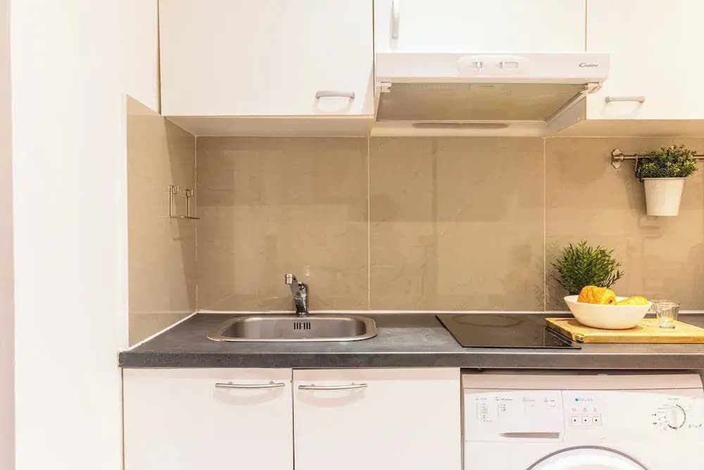 Quiet Apartment - 1br/4p - Sacre Coeur - photo 11