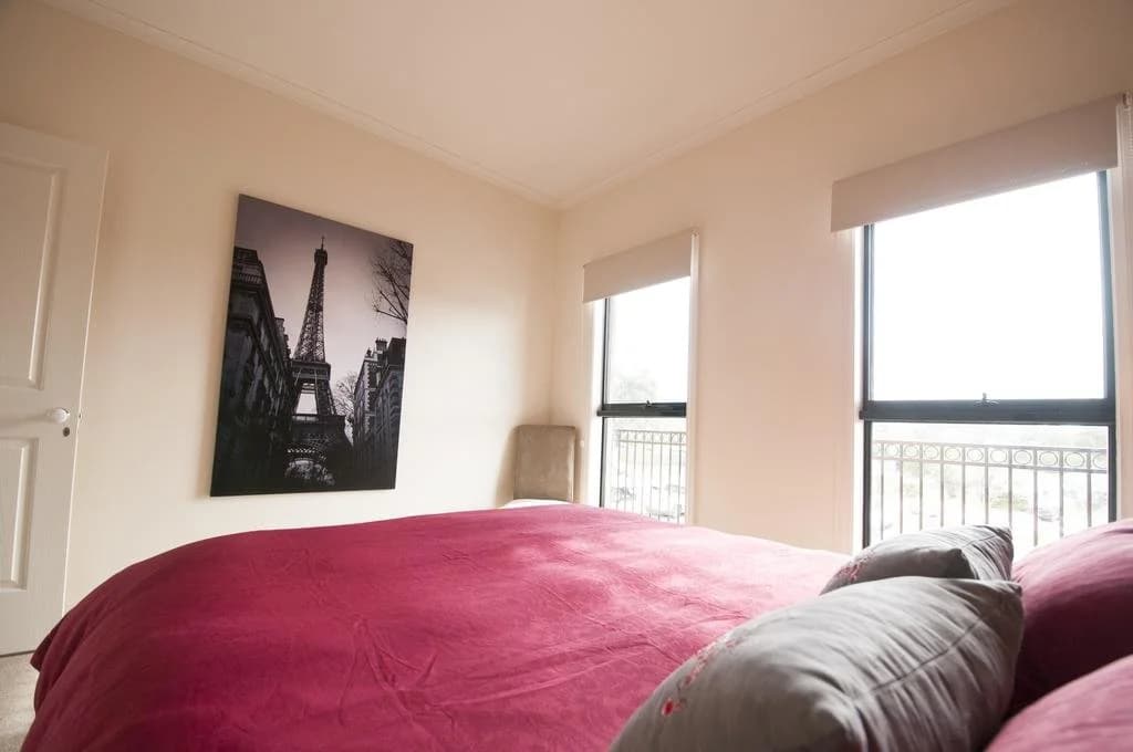 Yarra Glen Racecourse Apartments - photo 25