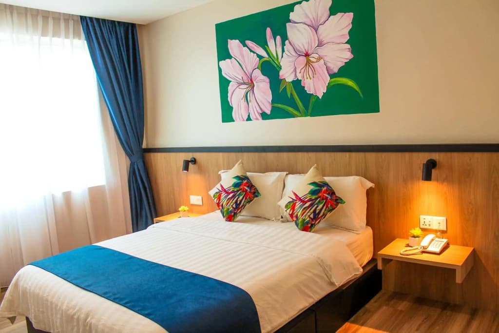 Savana Hotel & Serviced Apartments - photo 2
