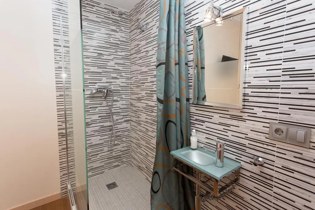 Hostal Excellence - photo 9