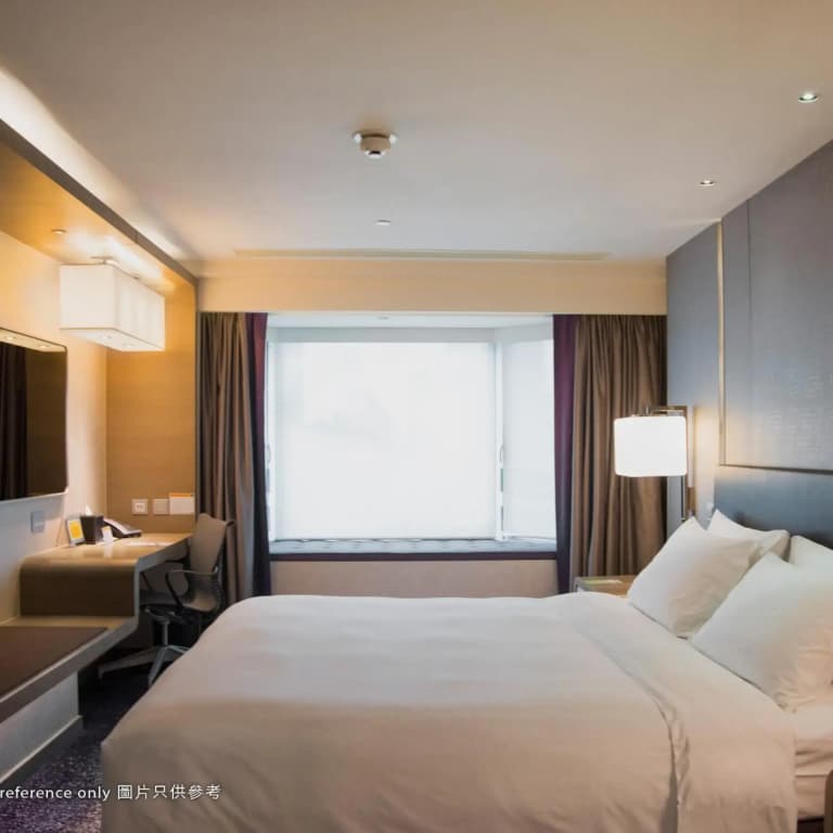 Royal Plaza Hotel - photo 35