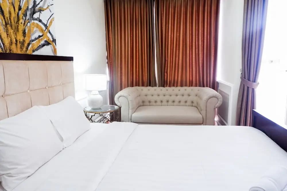 Classic Square Studio at Menteng Park Apartment - photo 3
