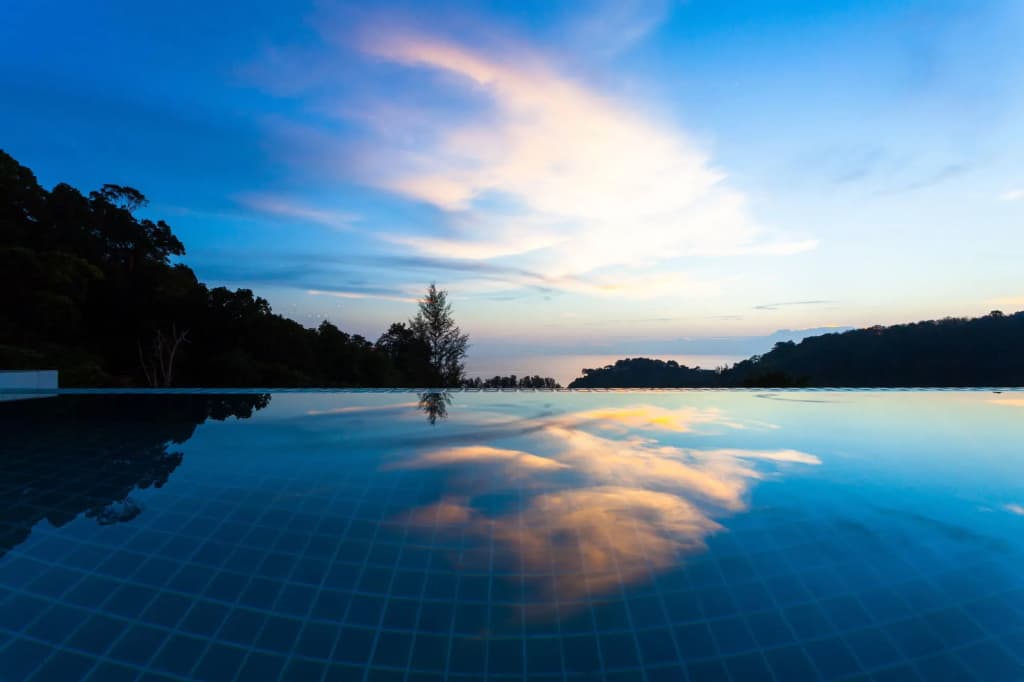 Amala Grand Bleu Resort Hilltops - photo 17