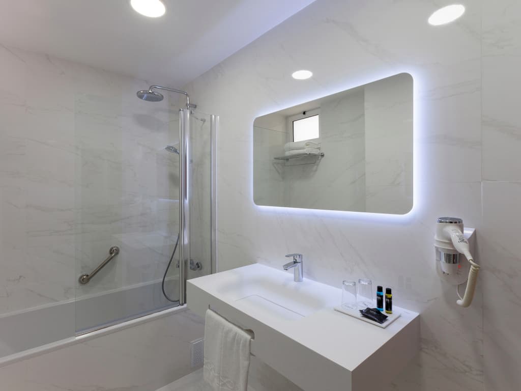 Lutecia Smart Design Hotel - photo 22