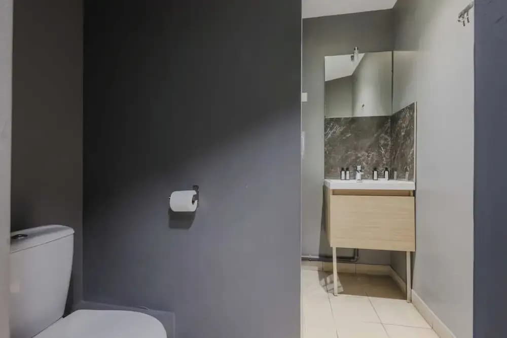 Comfortable Studio - 2P - Canal Saint-martin - photo 4