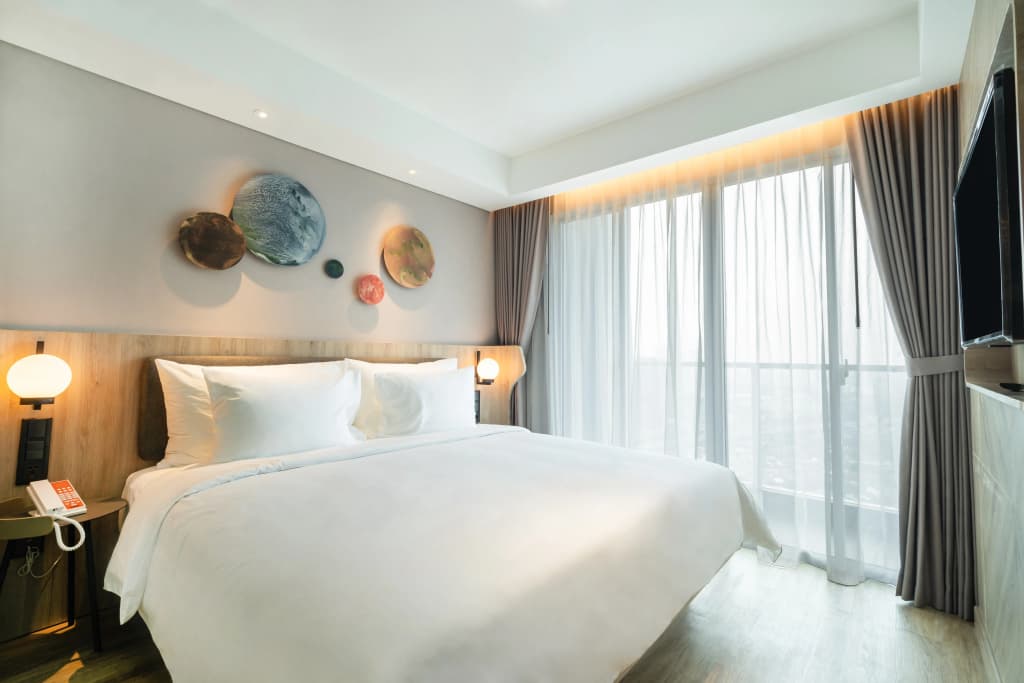 HARRIS Suites Puri Mansion Jakarta - photo 2