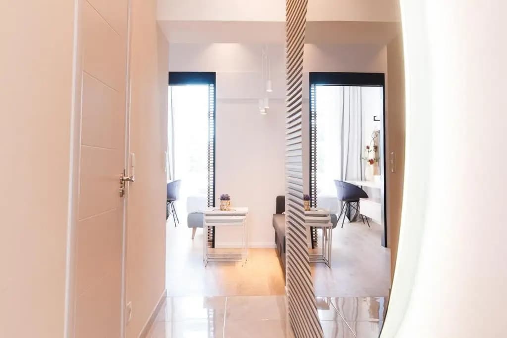 Zeus Design Apartments Unique #36 - photo 5