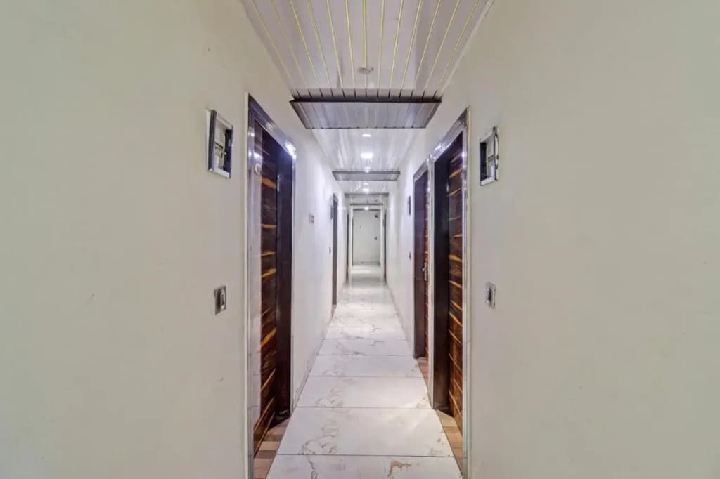 OYO 26766 Laxmi Abode - photo 13