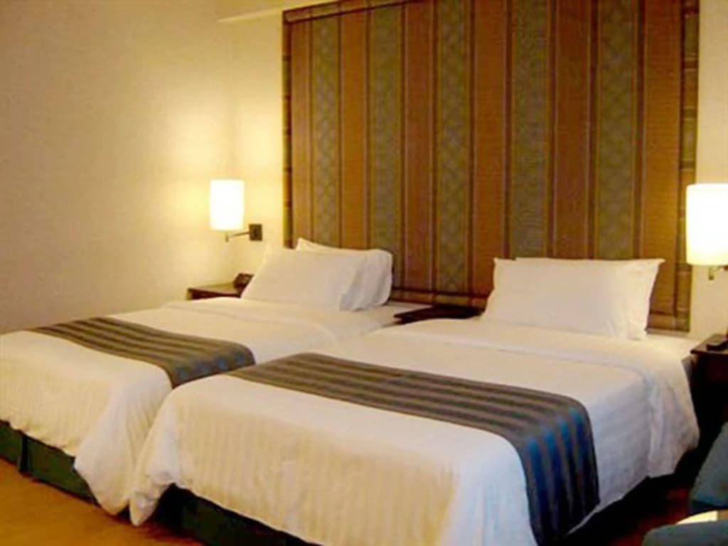The Four Wings Hotel Bangkok - photo 9
