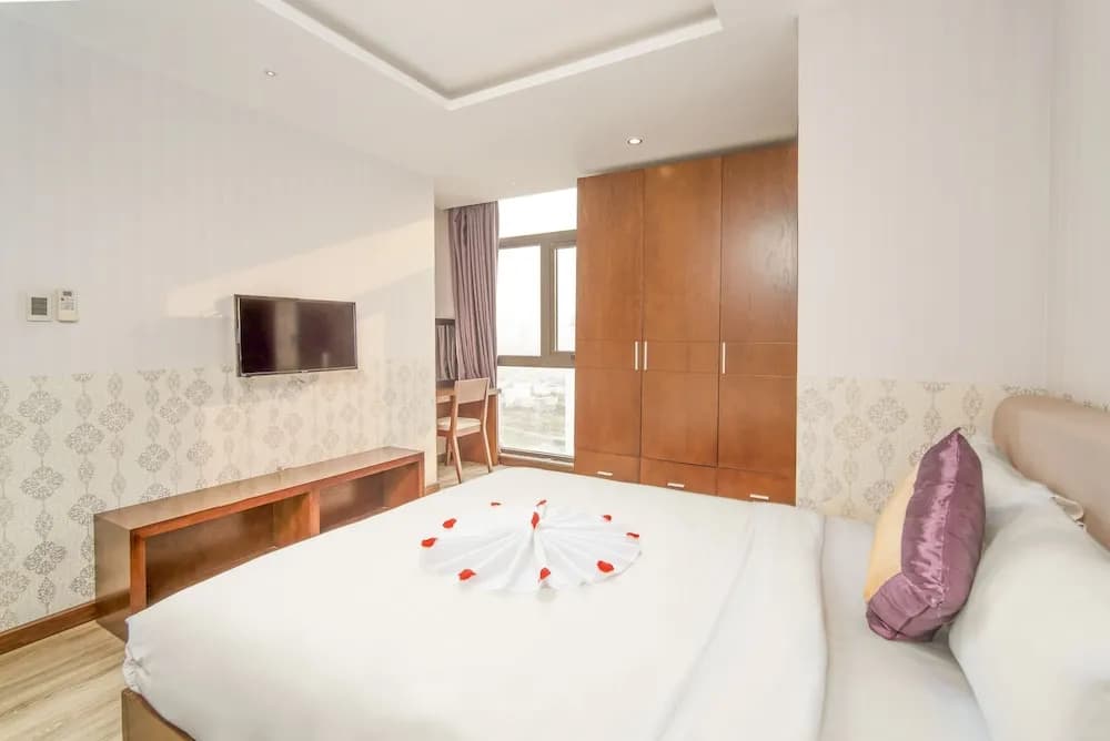 Golden Sun Hotel - photo 2