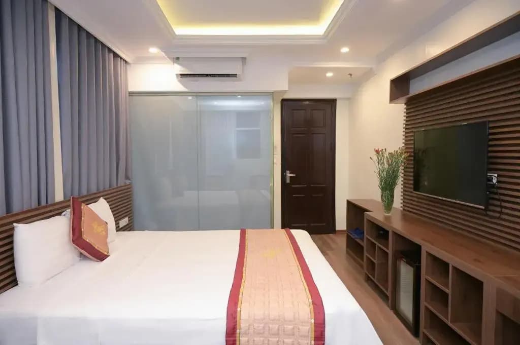 Mercy Hotel - photo 21