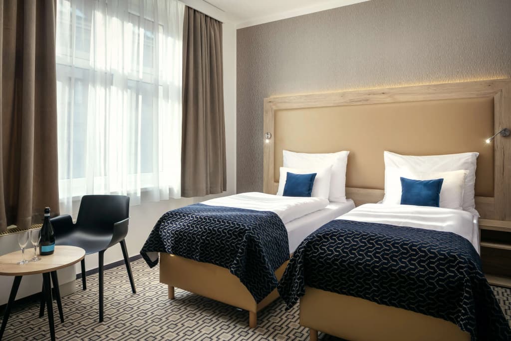 Hotel Astoria - photo 3