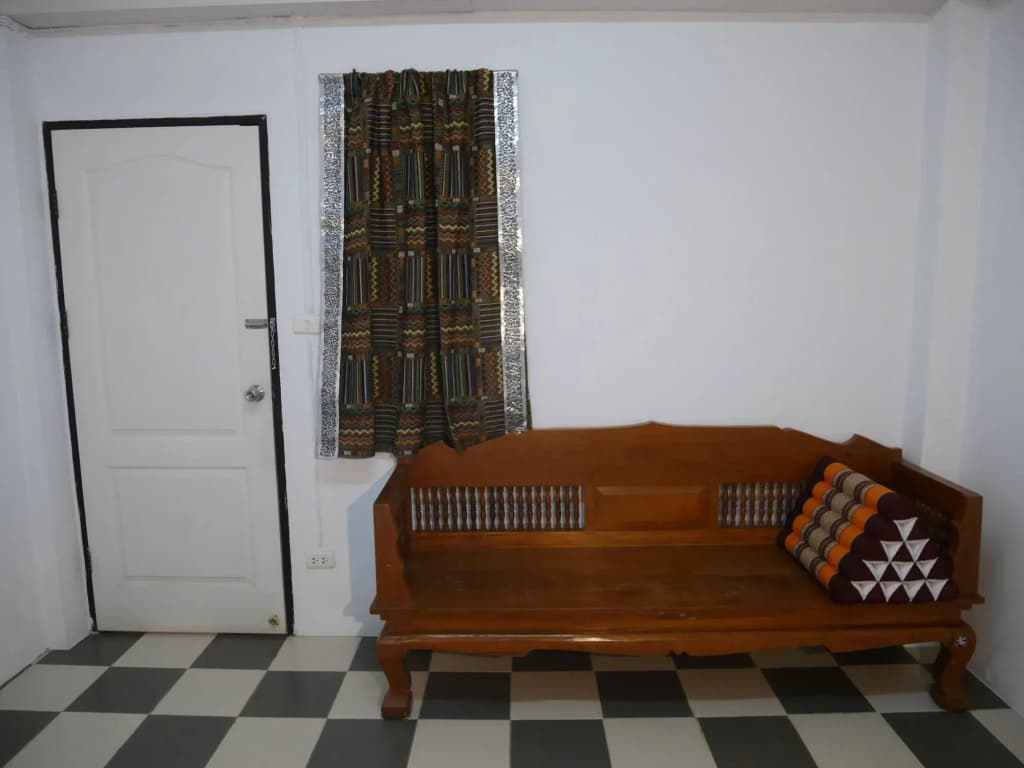 Ticha Apartment - photo 2