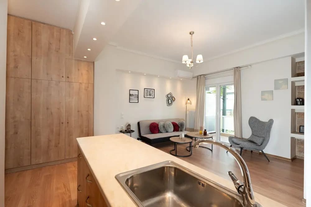 Contemporary Apartment made of Wood and Stone - photo 15