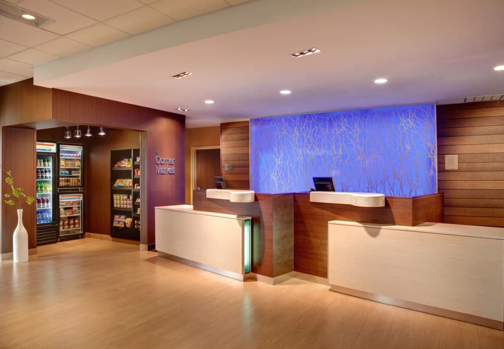 Fairfield Inn & Suites New York Queens/Fresh Meadows - photo 2