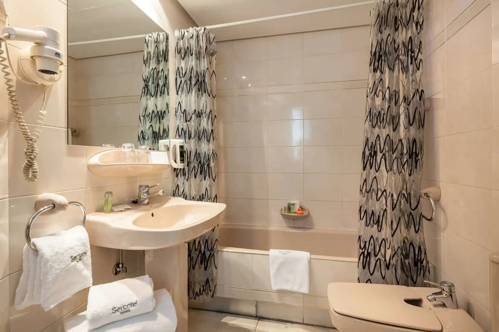 Apartamentos Sercotel Togumar - photo 9