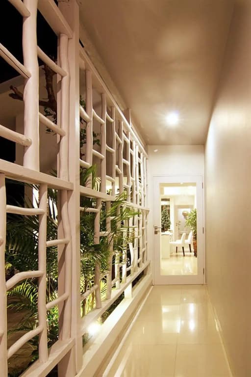 The Kanjeng Suites Villas Seminyak - photo 13