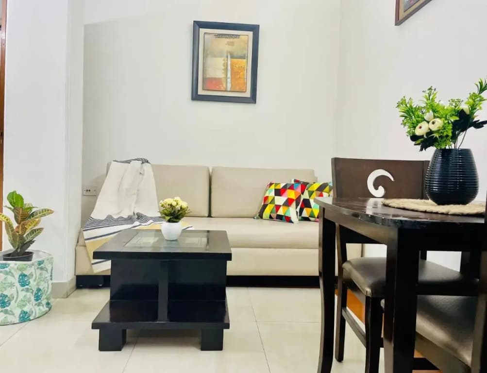 Bluo Studio Defence Colony Mkt - Kitchen, Balcony - photo 11