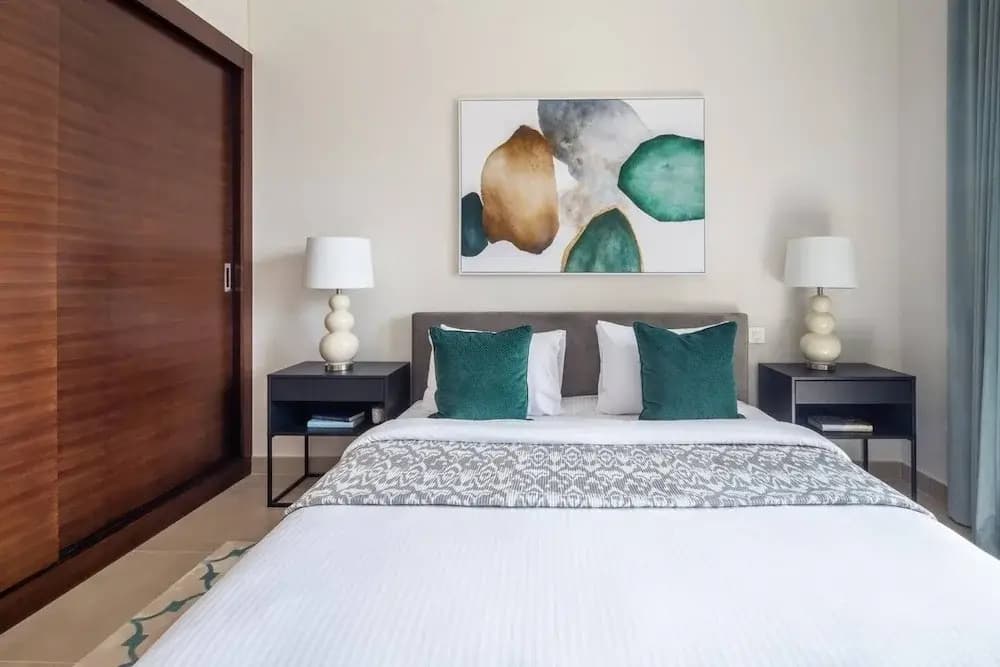Ornate 1BR w/ Breathtaking Marina Views! - photo 4