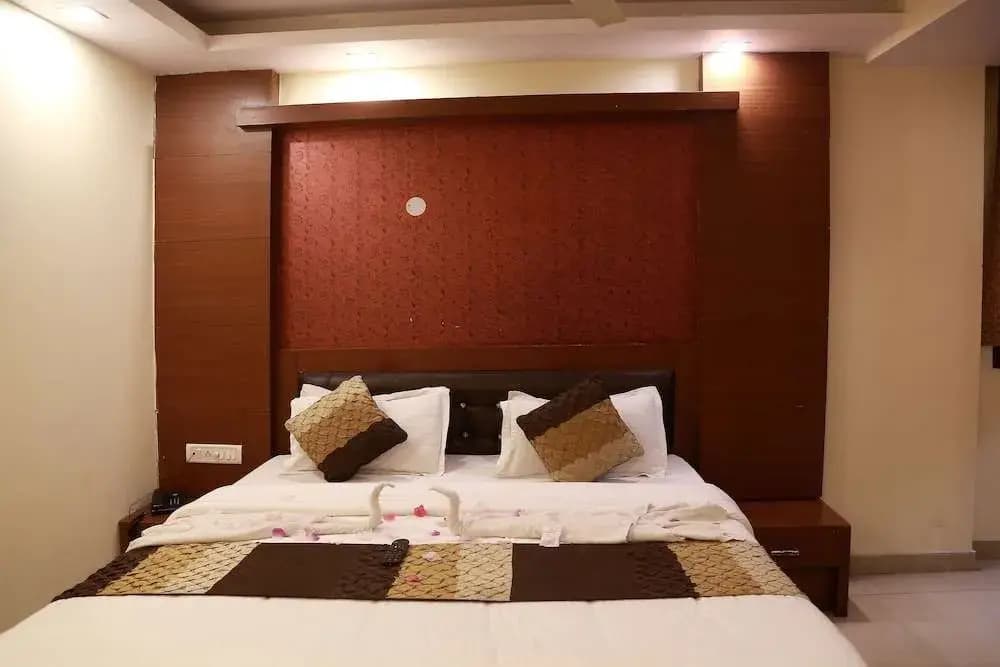 Hotel Om International - photo 6