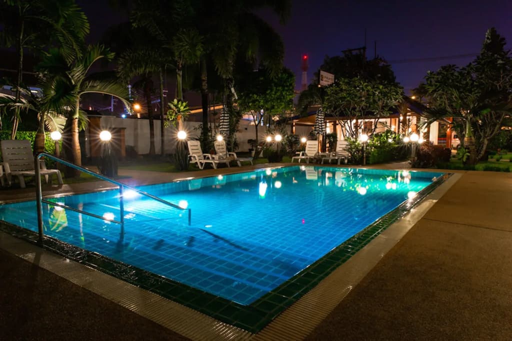 Phuket Airport Hotel - photo 14