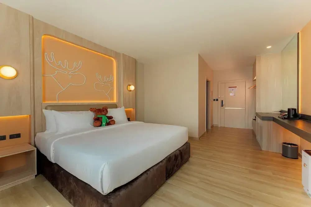 Moose Easy Hotel - photo 7