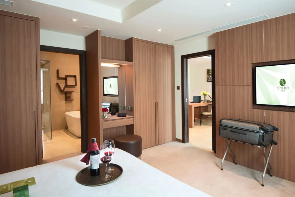 Olive Tree Hotel - photo 3