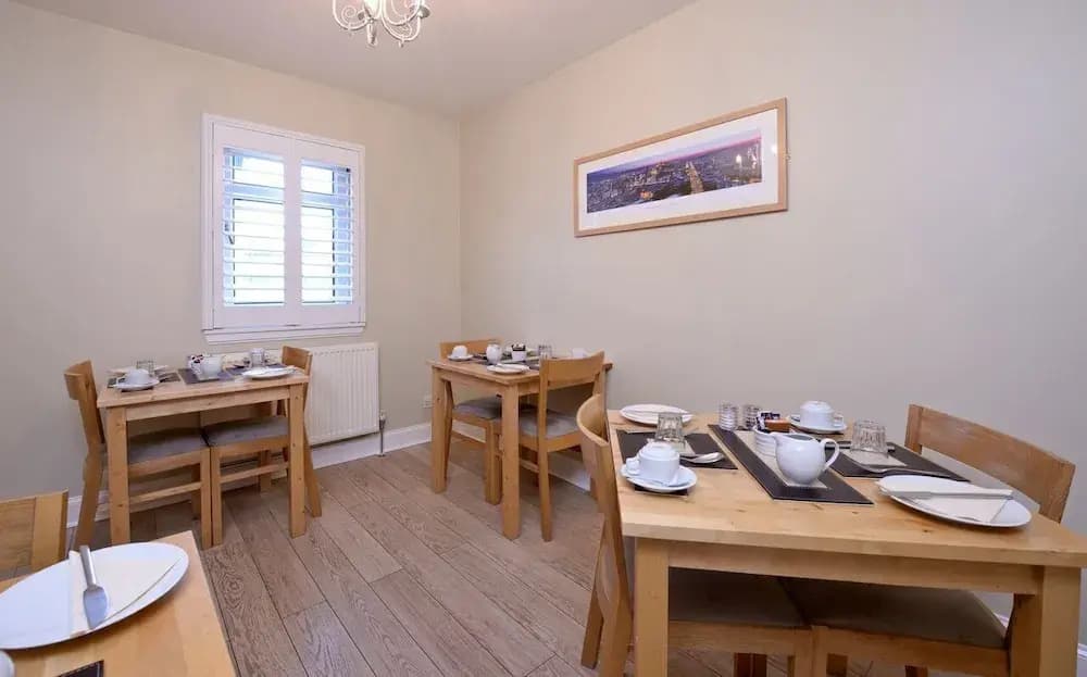 Alpha Guest House - photo 14