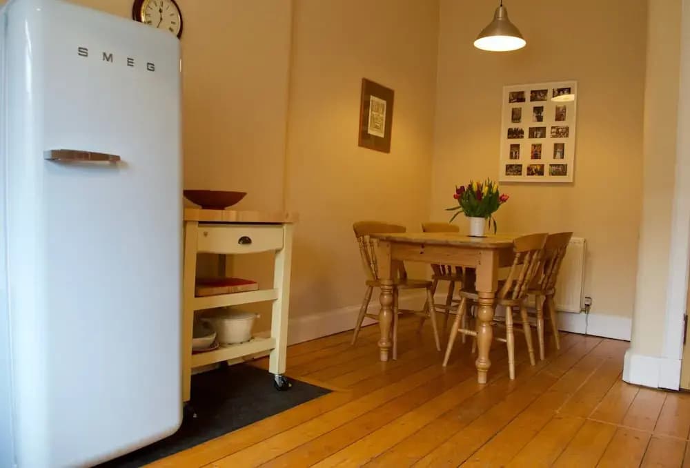 Spacious 1 Bedroom Stockbridge Flat - photo 11