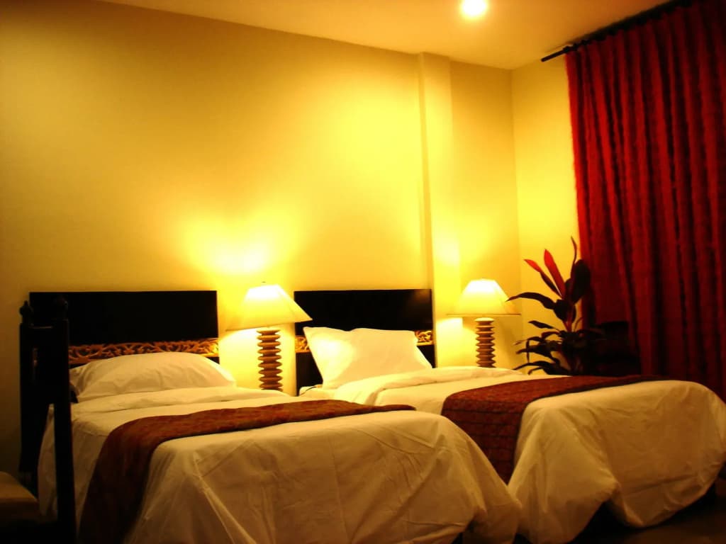 The Bang Khun Phrom Suites - photo 3