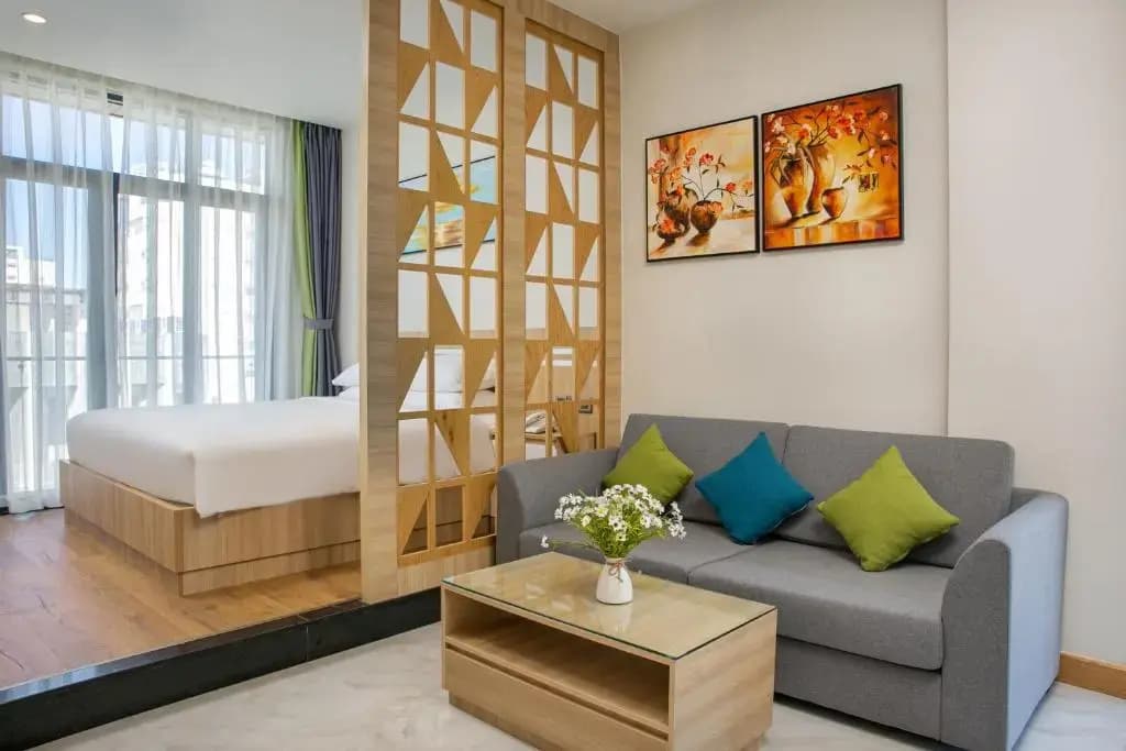 Sun River Hotel & Apartment - photo 3