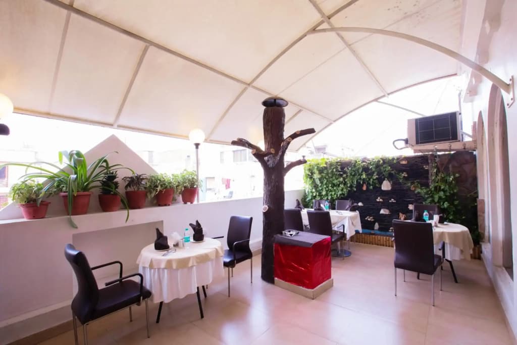 Hotel Surya International - photo 16