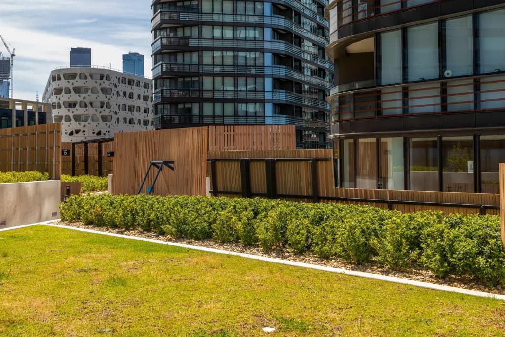 Melbourne Lifestyle Apartments - Best Views on Collins - photo 8