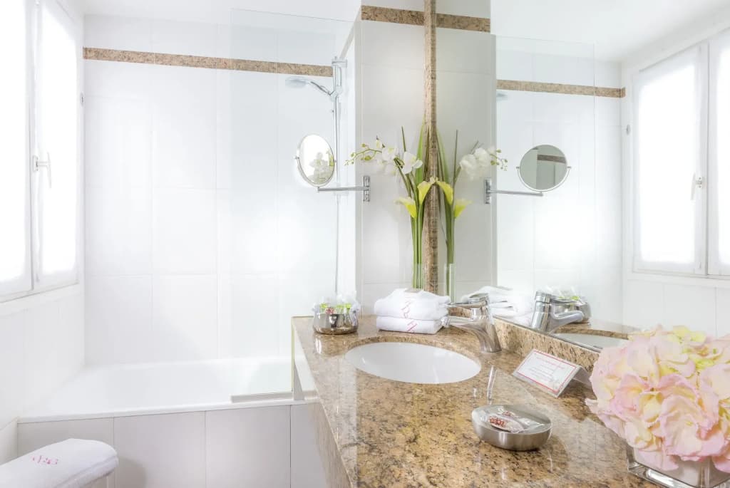 Dauphine Saint Germain Hotel - photo 8