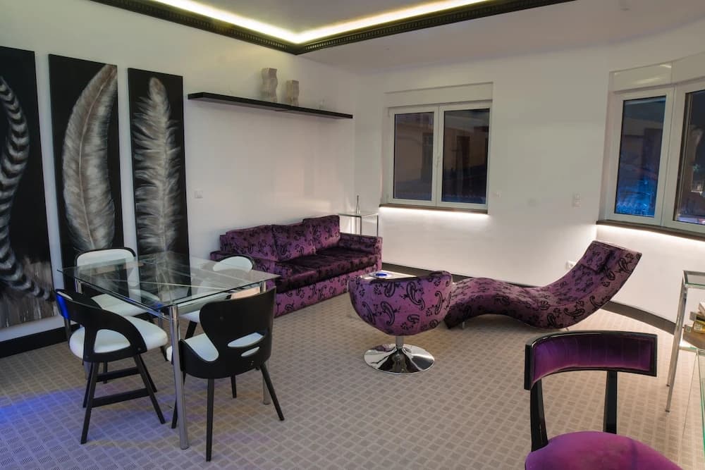 Andromeda Downtown Suites - photo 9