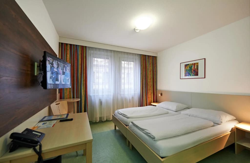 Hotel Kolpinghaus Wien Zentral - photo 36