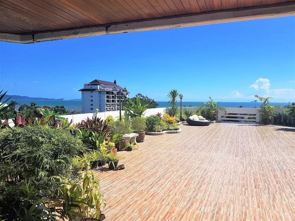 Fantastic 2 bed With Huge Balcony & sea Views - photo 29