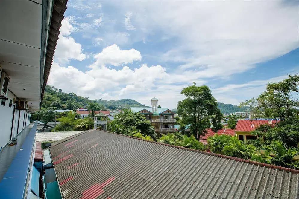Valero Guest House - photo 9