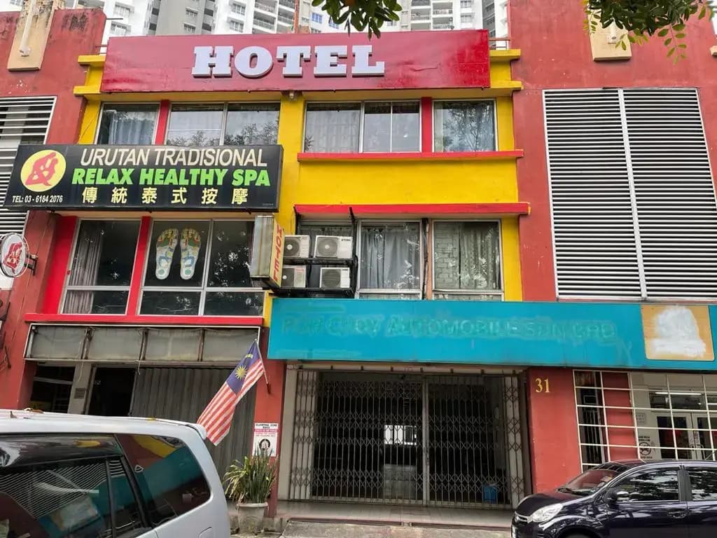 Batu Caves Hotel - main photo