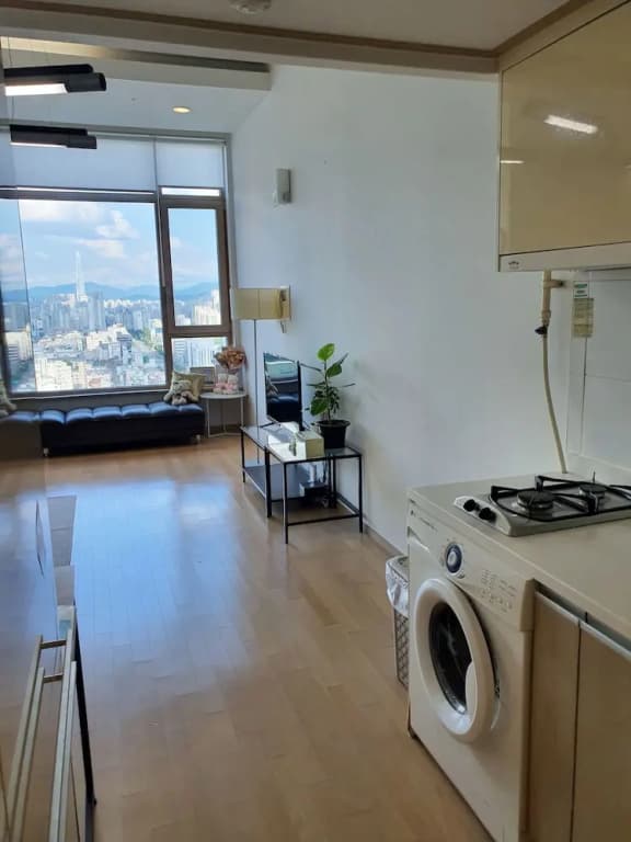 Jia's Spacious Sky Loft - photo 22