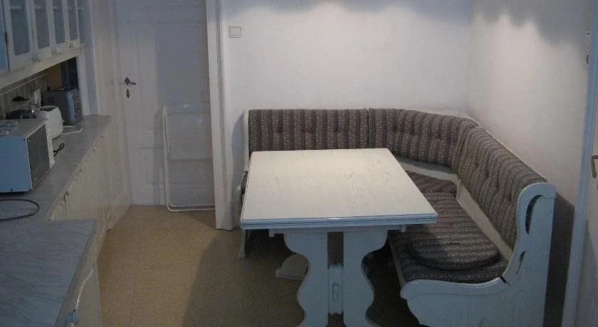 Carlton Suites - photo 3