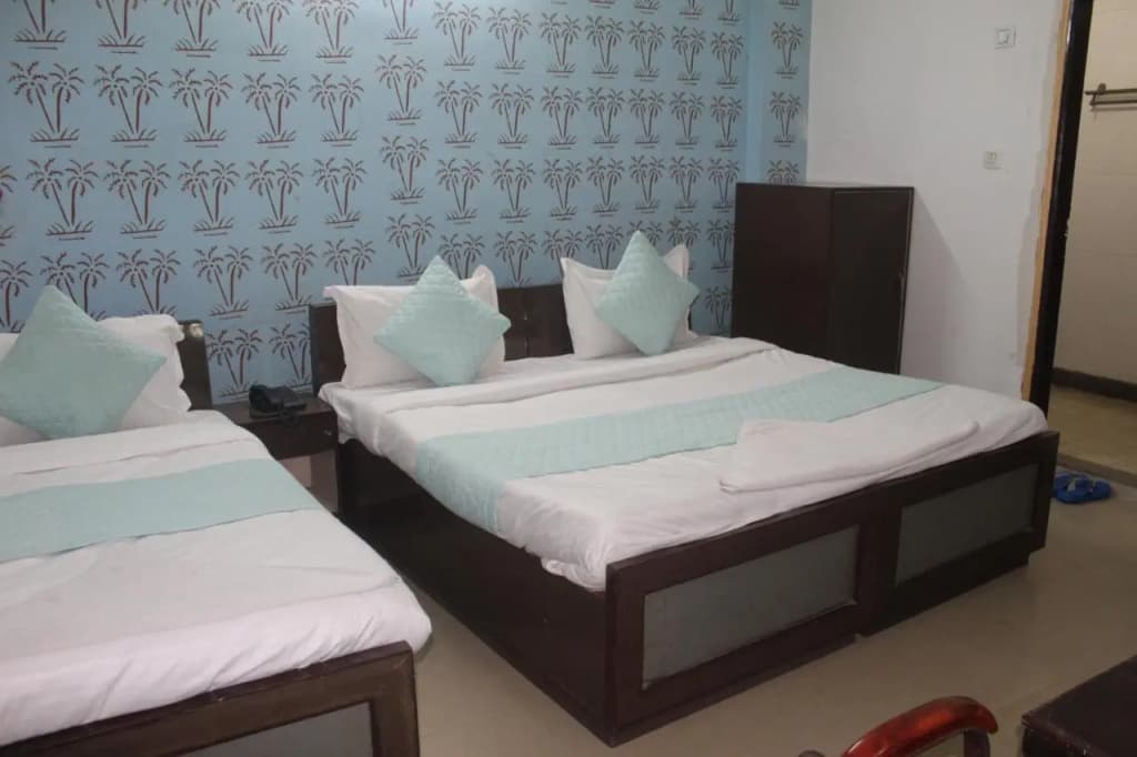 Hotel Shree Continental - photo 3