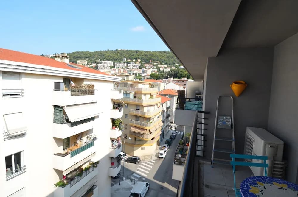 Modern duplex apartment 4 persons near train station Acropolis in Nice - photo 14