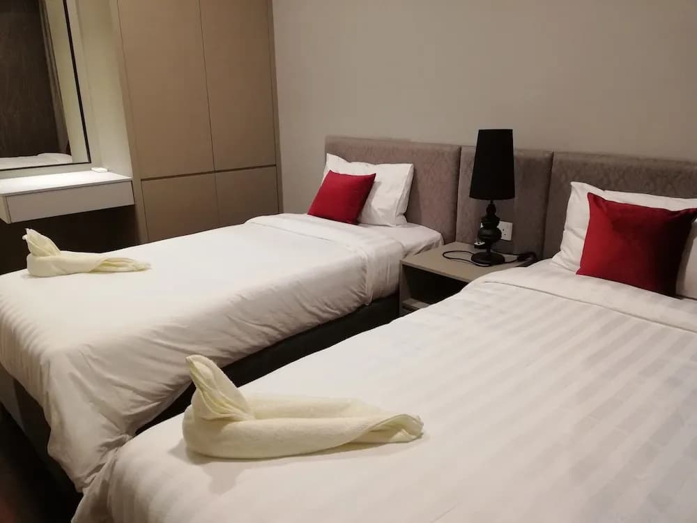 The Shore 3BR Luxury Residences - photo 32