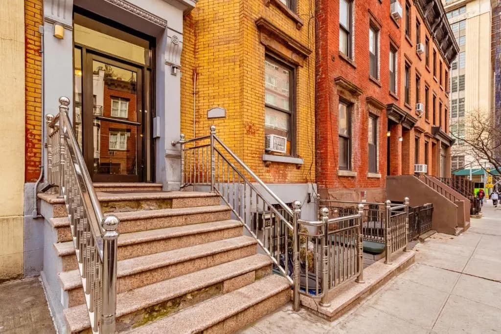 West 30th Street Guest House - main photo