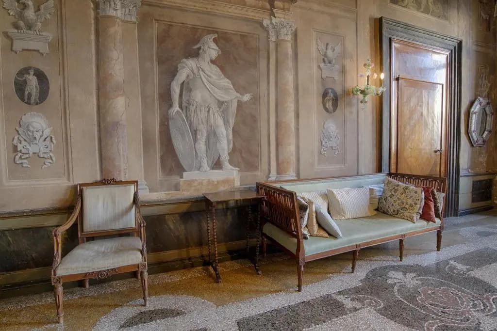 Vintage Venice Apartment - photo 3