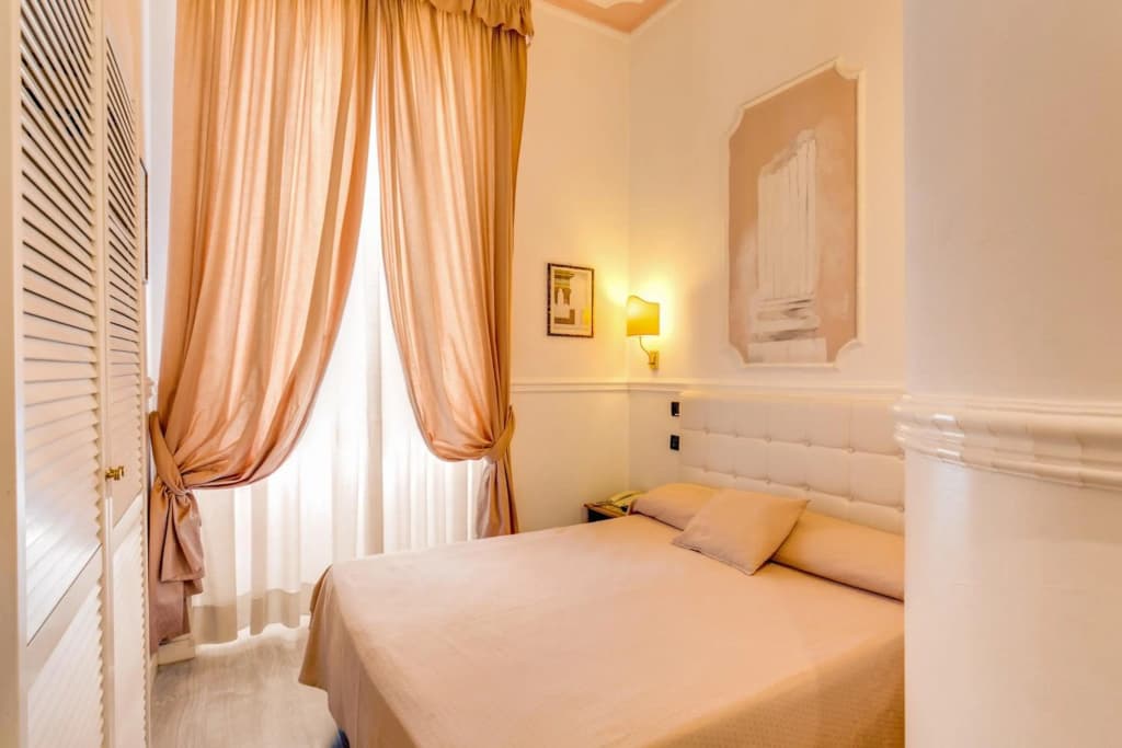 Hotel Martini - photo 3
